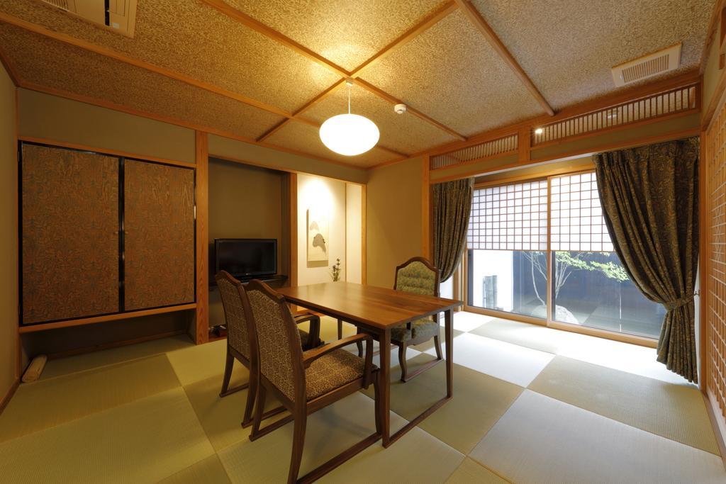 Yufuin Souan Kosumosu Hotel Buitenkant foto