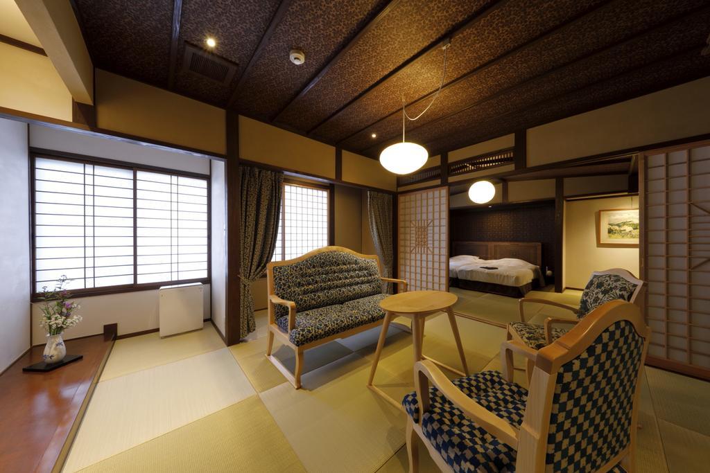 Yufuin Souan Kosumosu Hotel Buitenkant foto