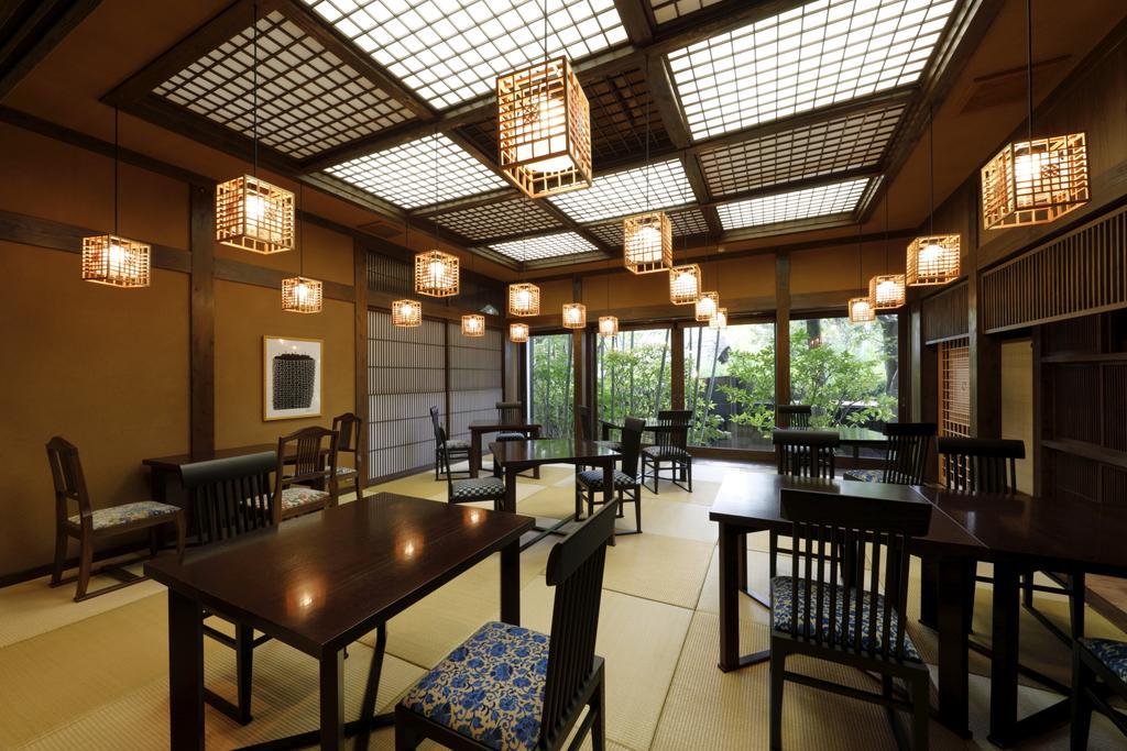 Yufuin Souan Kosumosu Hotel Buitenkant foto
